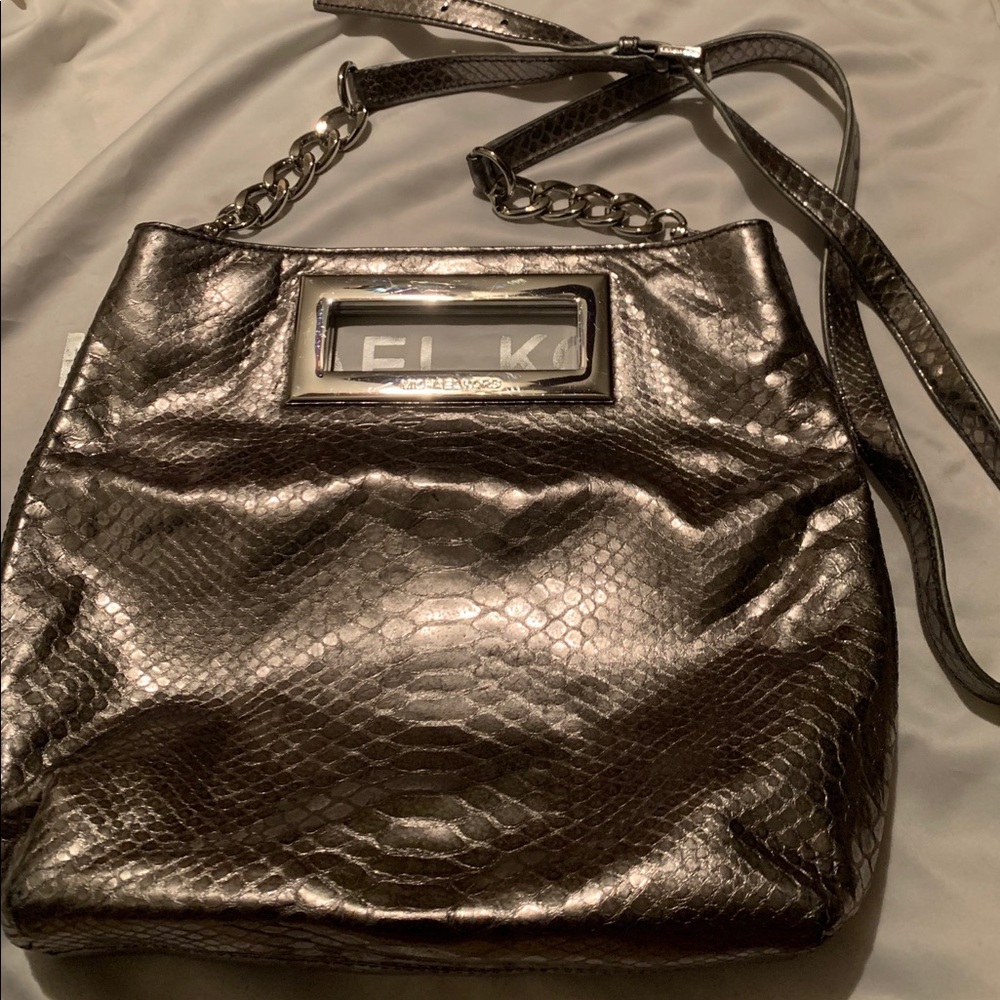 Michael Kors Nickel Medium Messenger